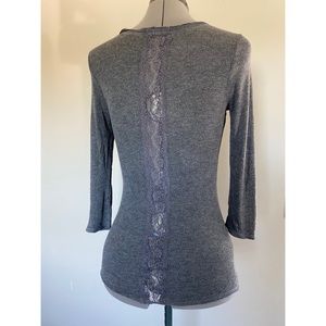 Anthro Stretch 3/4 Sleeve Top